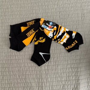 Men's Black and Yellow Iowa Hawkeye Socks - 3 Pack Brand New Size L (10-13)